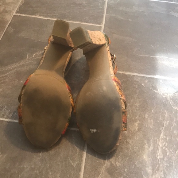 Multi-colored Sandals - Picture 5 of 7